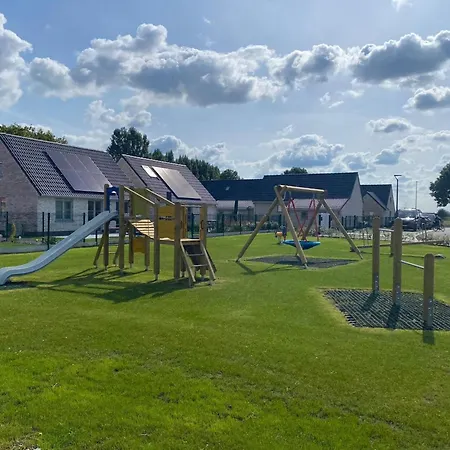 Casa vacanze 2wh42 Zeer Goed Uitgerust Huisje Met 3 Slk, Voor 6 Pers Met Parking En Tuin *