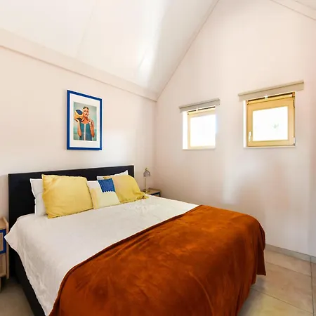 2wh42 Zeer Goed Uitgerust Huisje Met 3 Slk, Voor 6 Pers Met Parking En Tuin Casa vacanze *