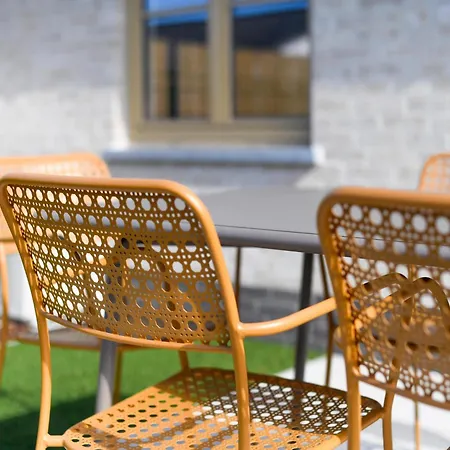 2wh42 Zeer Goed Uitgerust Huisje Met 3 Slk, Voor 6 Pers Met Parking En Tuin Casa vacanze Koksijde